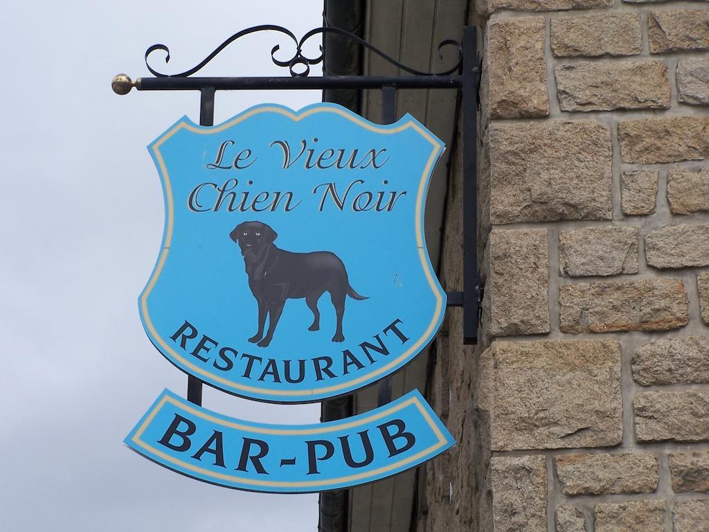Hotel Le Vieux Chien Noir Évran Exteriér fotografie